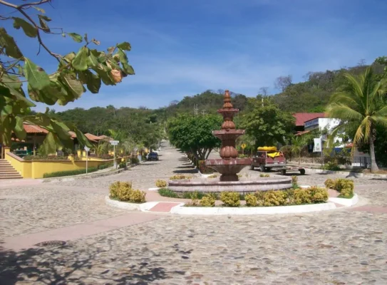 EXCLUSIVE LOTS IN BOCANA HUATULCO