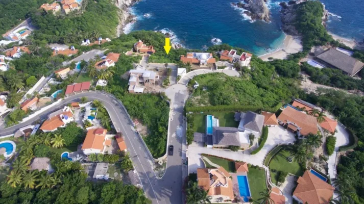 LOT FOR SALE IN EL ARROCITO HUATULCO