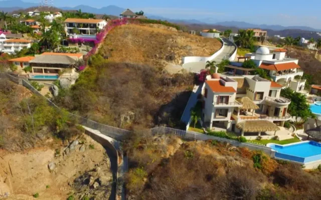 Prime Beachfront Land in Arrocito Huatulco