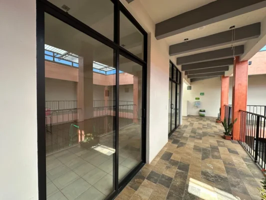 Local comercial listo para adaptaciones con giros de comidas y bebidas