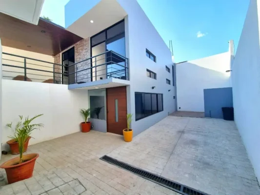 House For Sale in Division Oriente Oaxaca