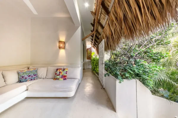 BEACH HOME FOR SALE IN PUERTO ESCONDIDO