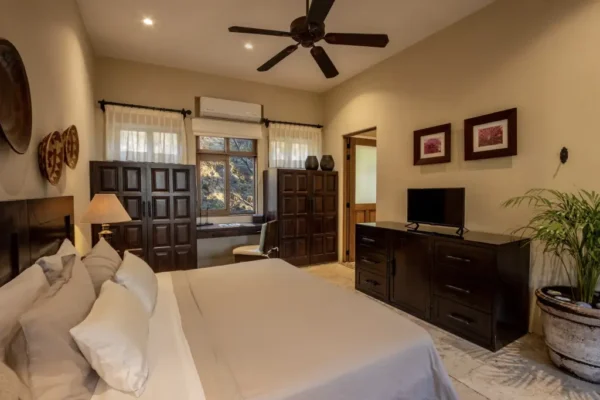 OCEANFRONT VILLA FOR SALE IN HUATULCO OAXACA