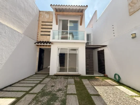 HOUSE FOR RENT IN EJIDO GUADALUPE VICTORIA