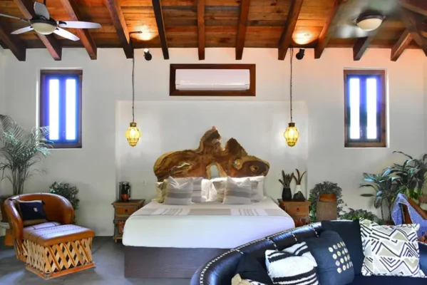 HOTEL FOR SALE IN HUATULCO, OAXACA