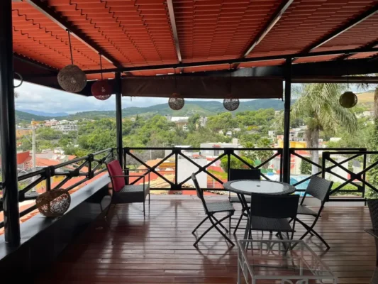 Furnished house with terrace